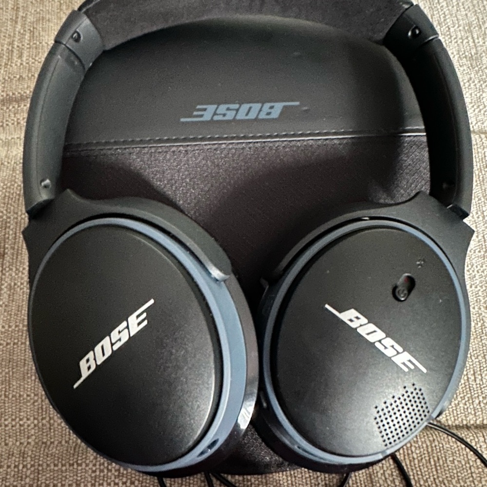 Bose Charcoal Over-Ear Headphones